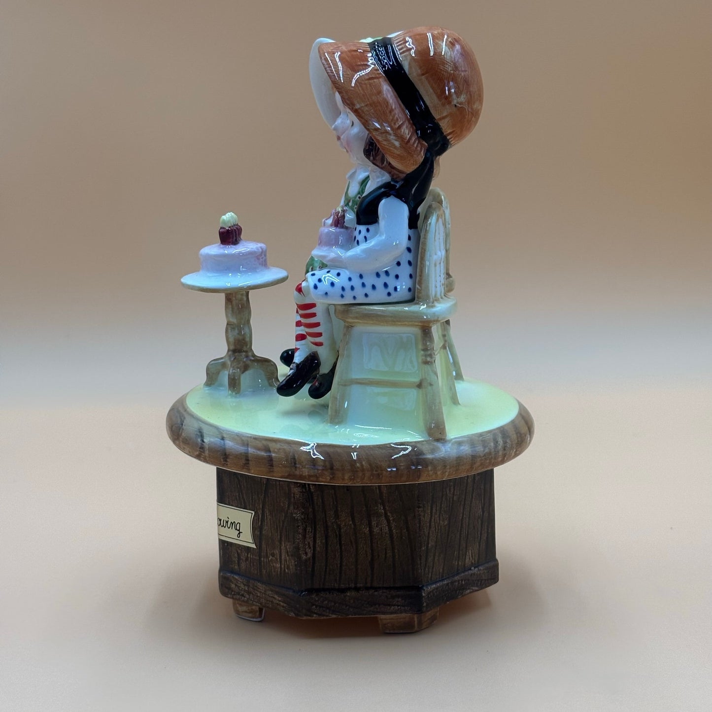 Vintage Holly Hobbie Birthday Music Box "Happy Candle Blowing" Japan