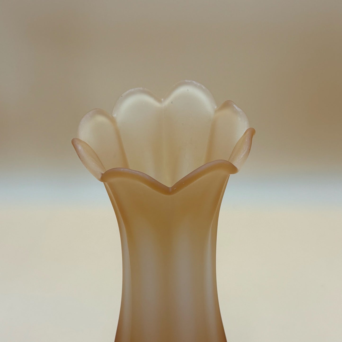 Vintage Peach/Amber Satin Swung Vase - Ruffled Rim 13.5" Tall