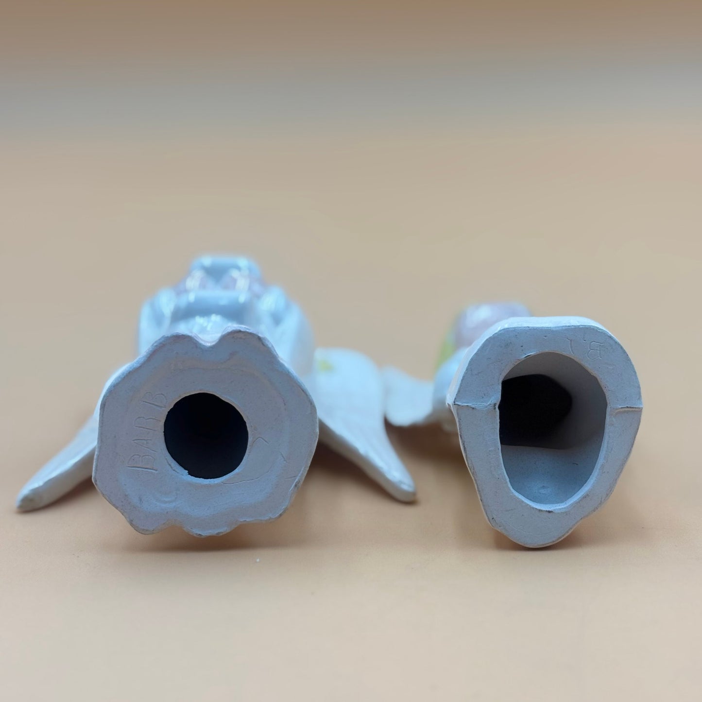 Pair of Vintage Holland Mold-Style White Ceramic Angels – Scroll & Prayer
