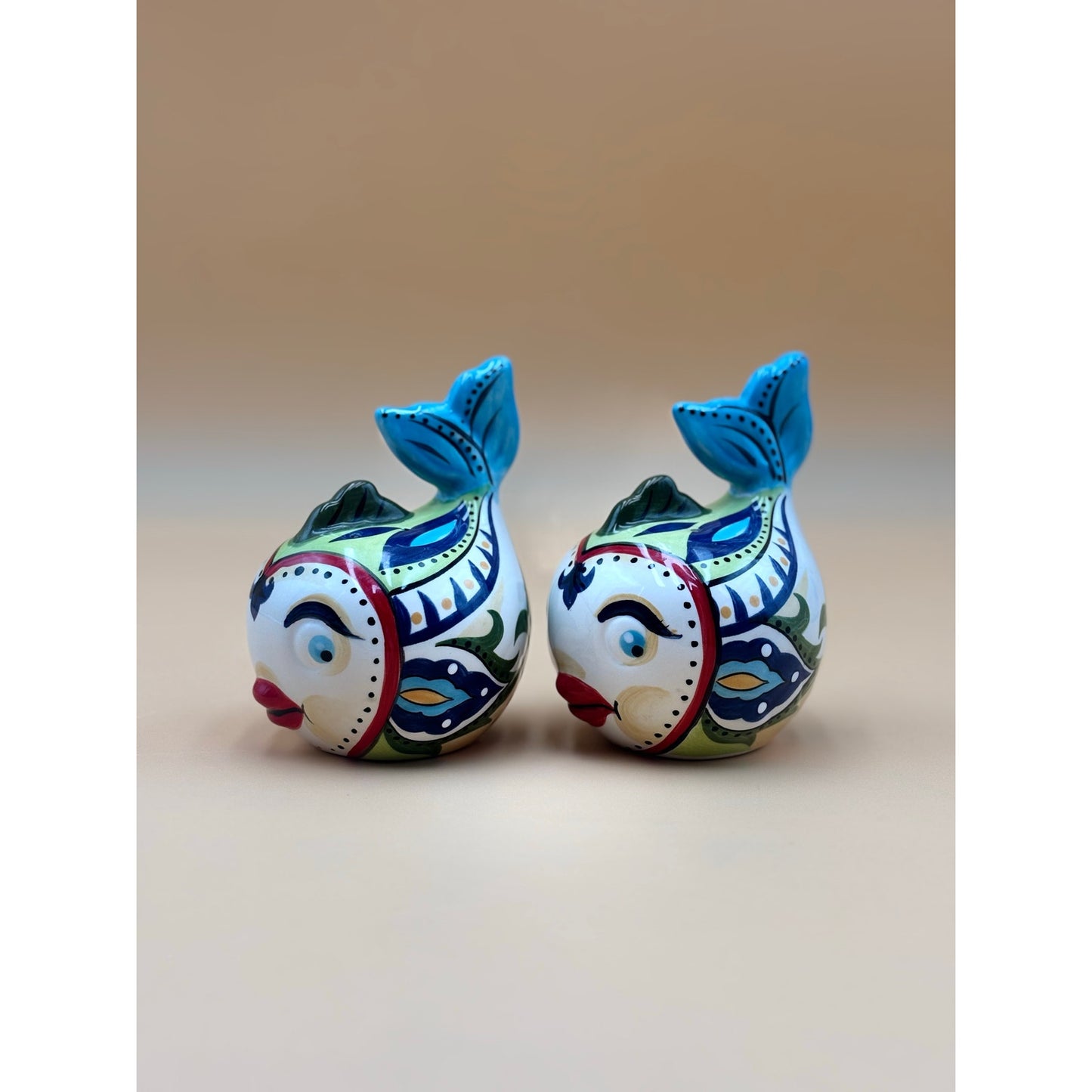 Kissing Fish Salt & Pepper Shakers — Retro Ceramic Pair with Painted Eyelashes