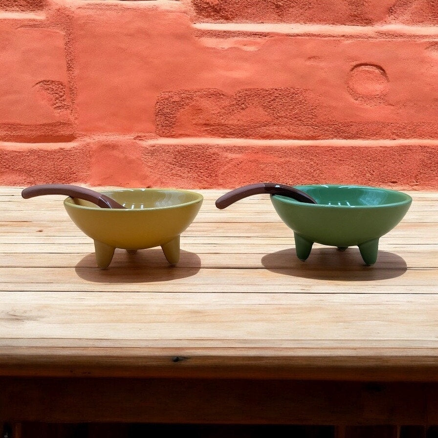 Vintage Chantal Yellow & Green Footed Bowls with Matching Ladles – Set of 2