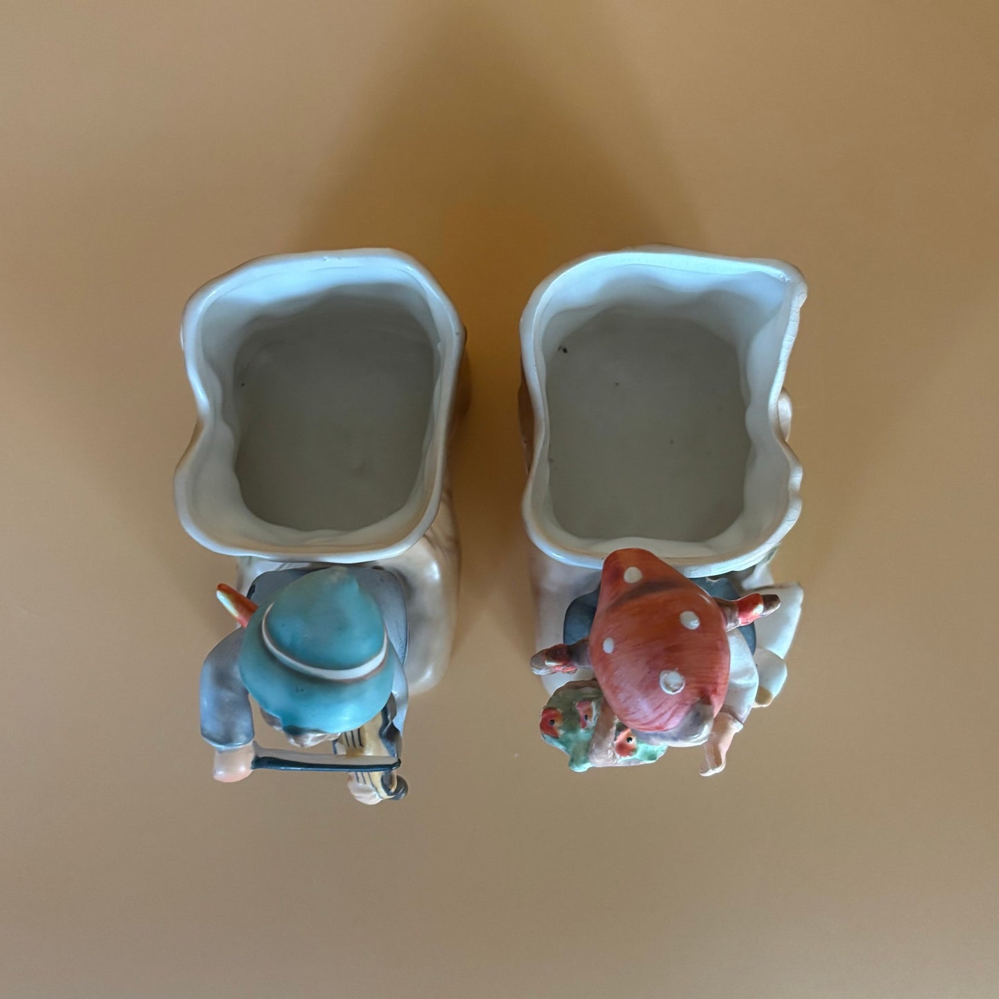 Enesco Figurine Vintage Planters – Boy with Violin & Girl with Basket – Set of 2