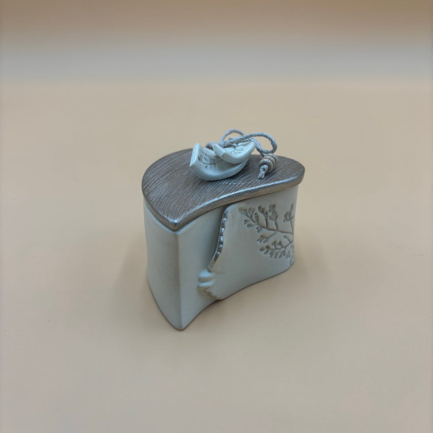 Nature’s Poetry Heart-Shaped Ceramic Trinket Box (2010 Enesco)