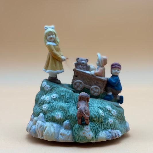 House of Lloyd 1991 Moving Wagon Music Box (It’s a Small World)