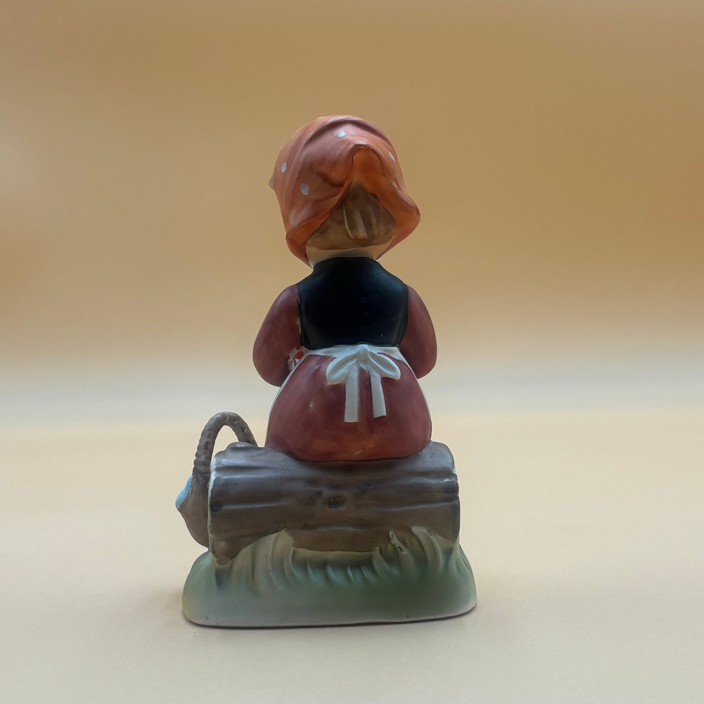 Vintage Erich Stauffer Figurine - Girl Peeling Apples #48512