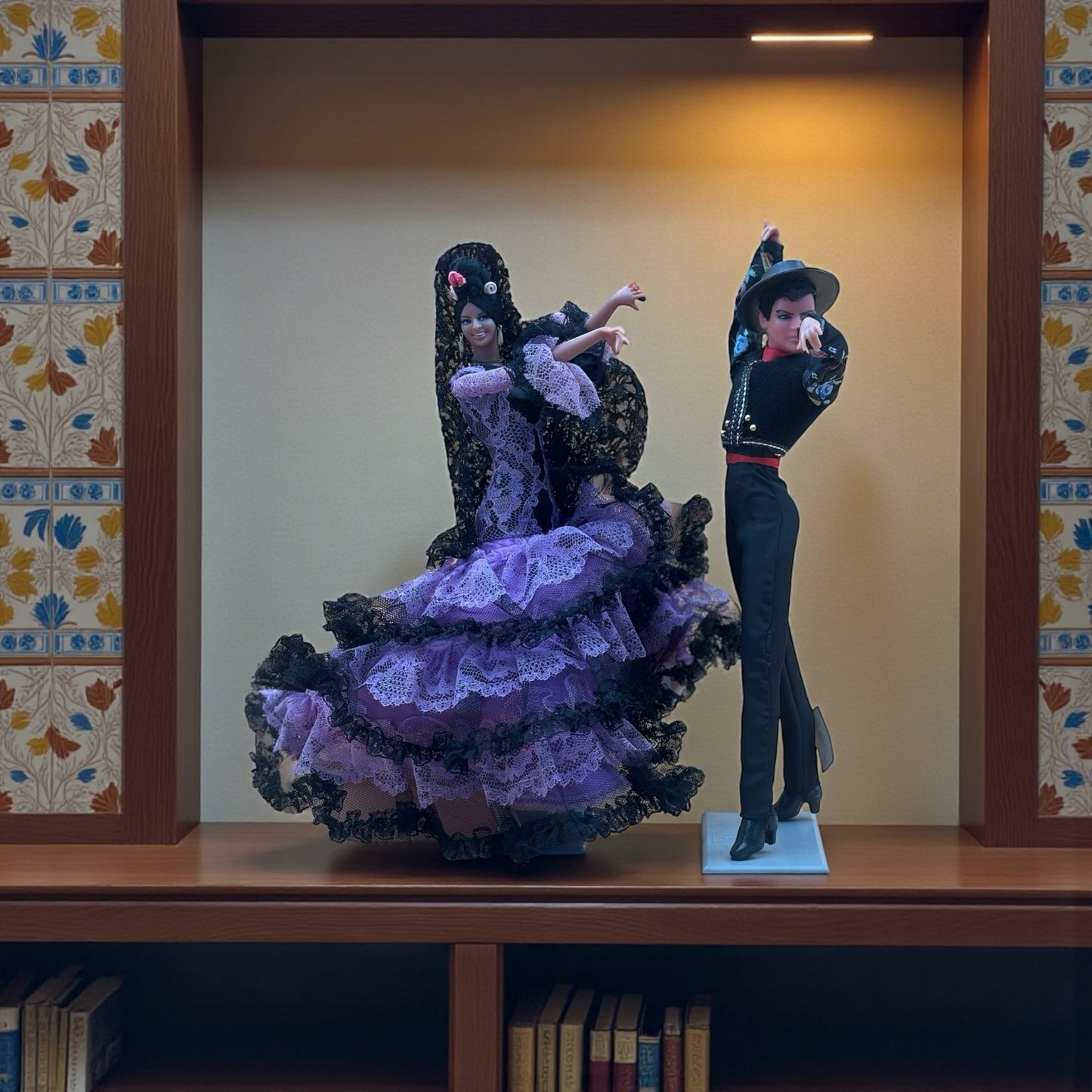 Marin Chiclana Spanish Flamenco Dancer Couple Figurines – Made in Spain