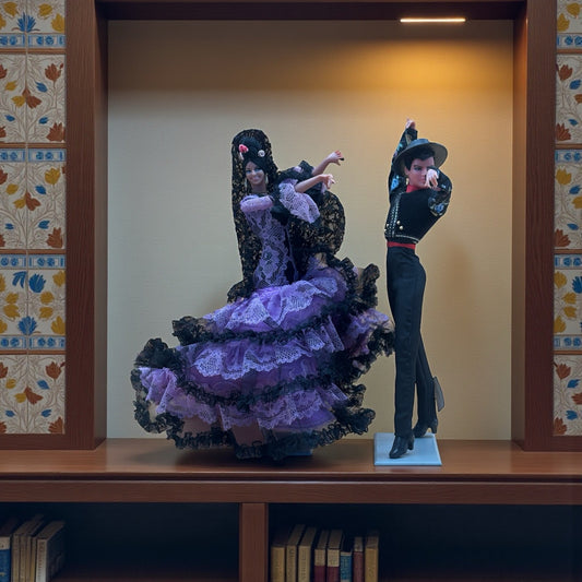 Marin Chiclana Spanish Flamenco Dancer Couple Figurines – Made in Spain