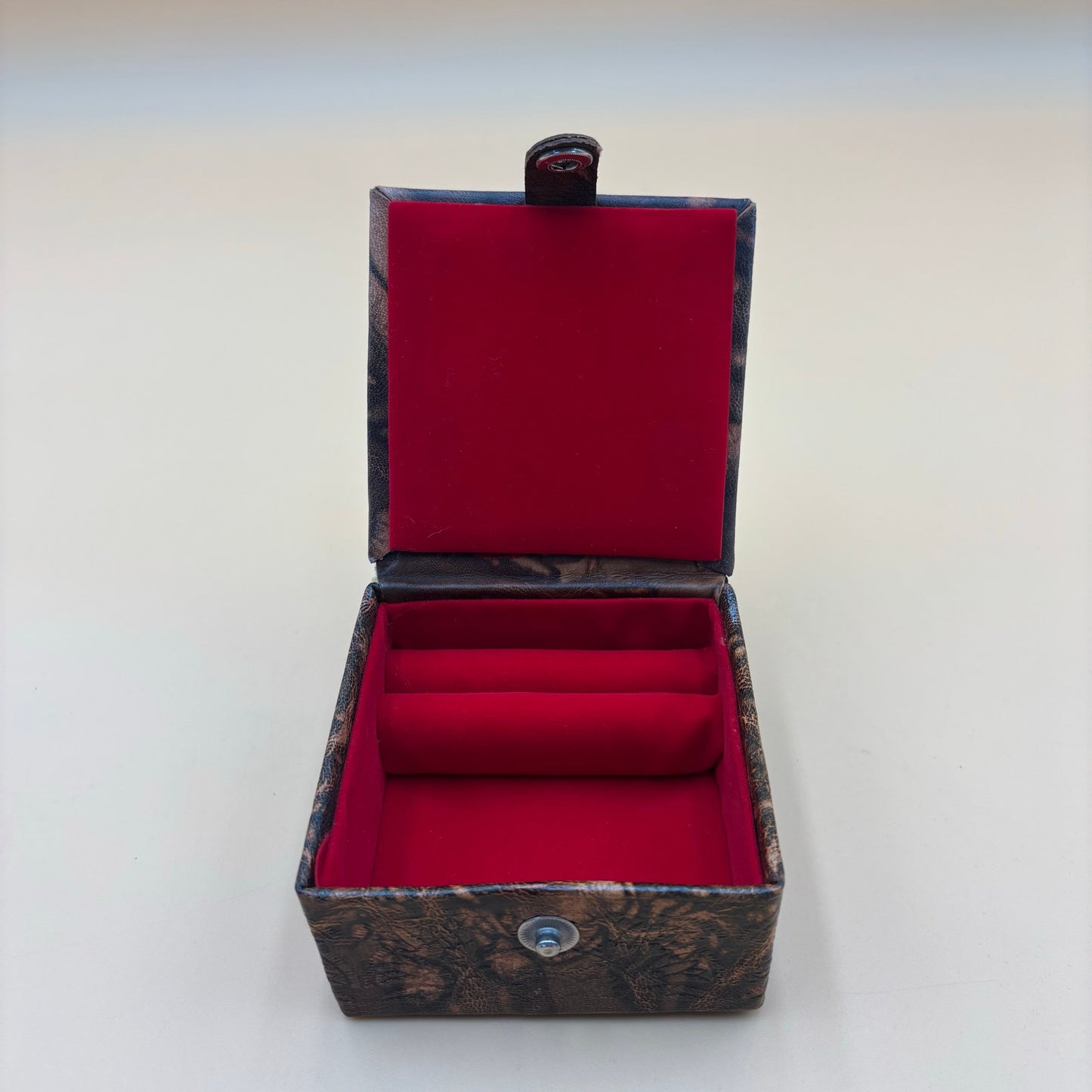 VintaEgyptian Leather Jewelry Boxes Set of 3 with Silver Embossed Designs & Red Felt Lining