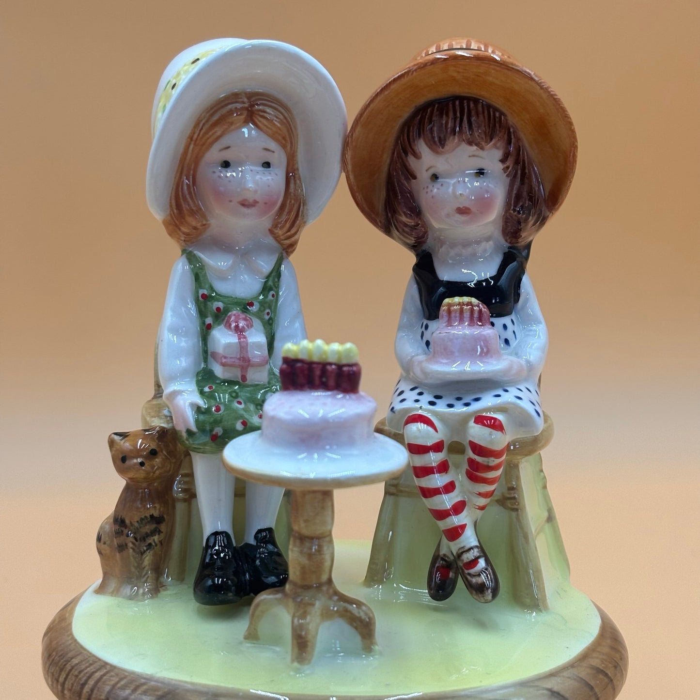 Vintage Holly Hobbie Birthday Music Box "Happy Candle Blowing" Japan