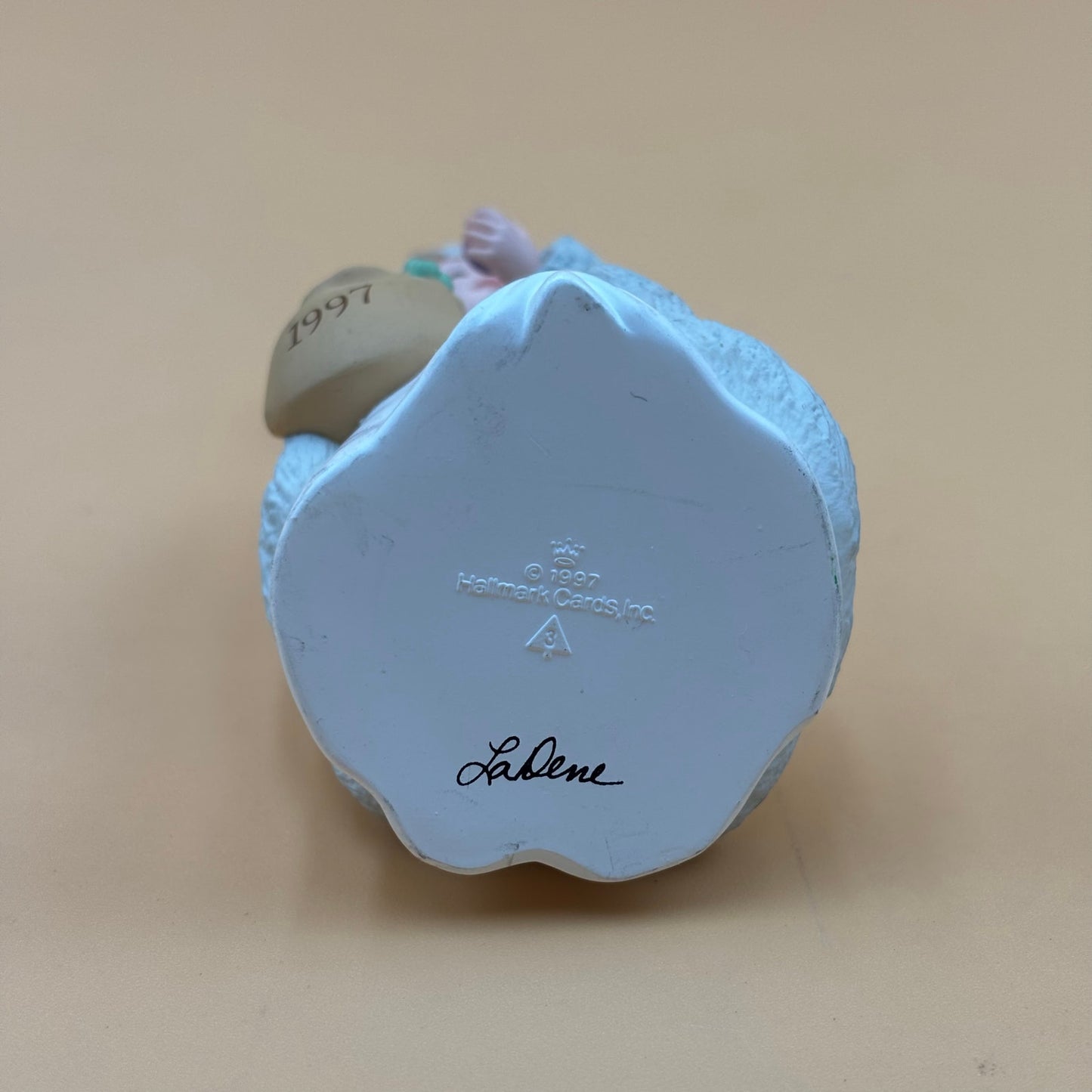 1997 Hallmark Keepsake “Kolyada” Ornament – Christmas Visitors Series