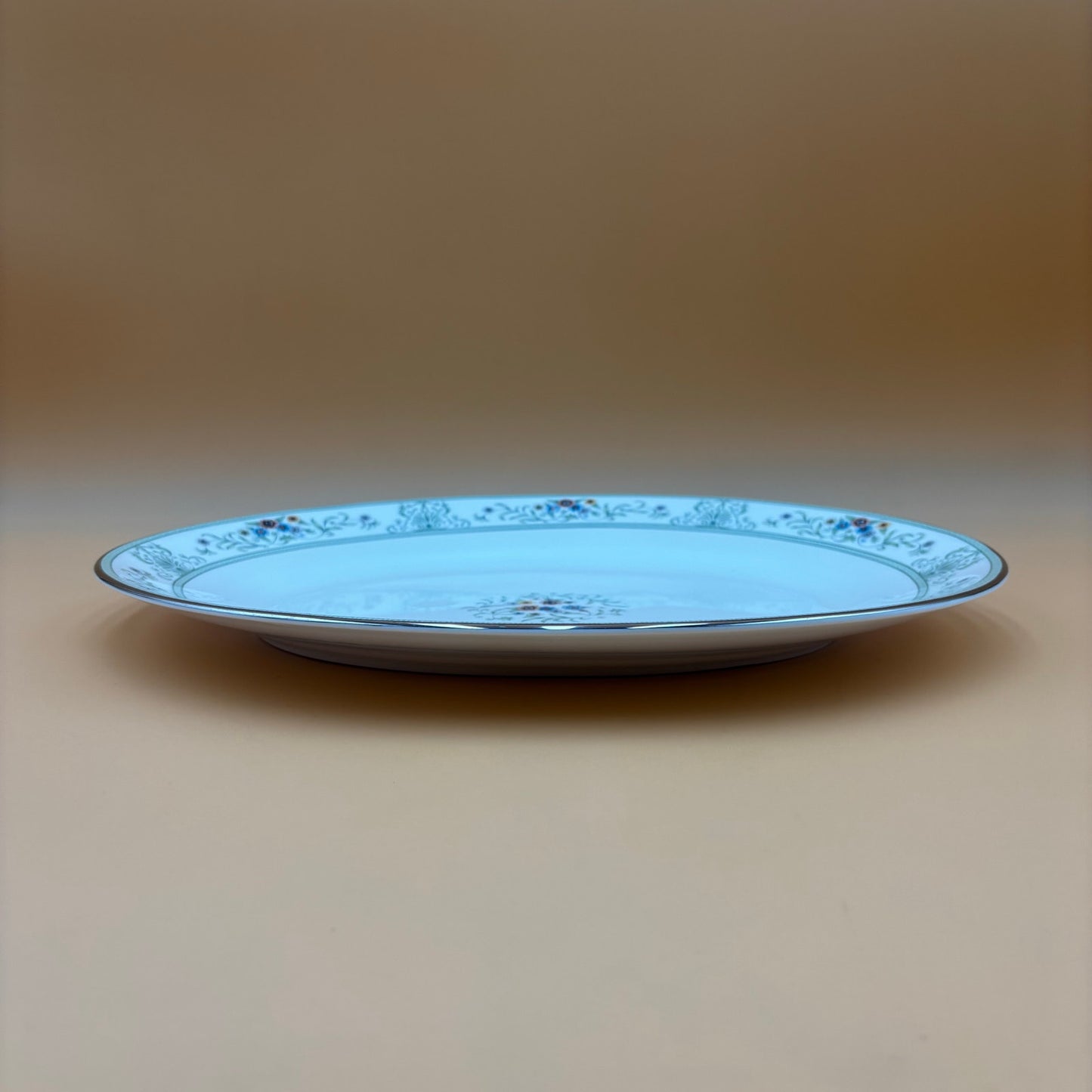 Wedgwood Agincourt R4471 Oval Serving Platter 15.5”