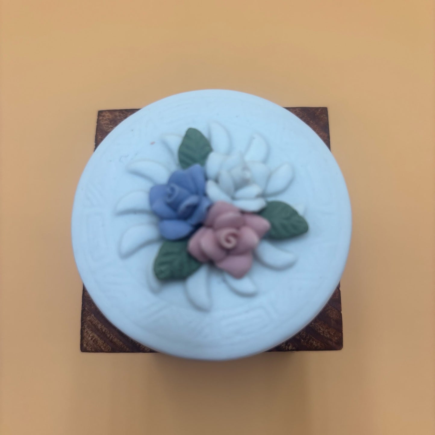 Vintage 1990s Porcelain Trinket Box – Floral Detail – Blue, Pink & White Flowers