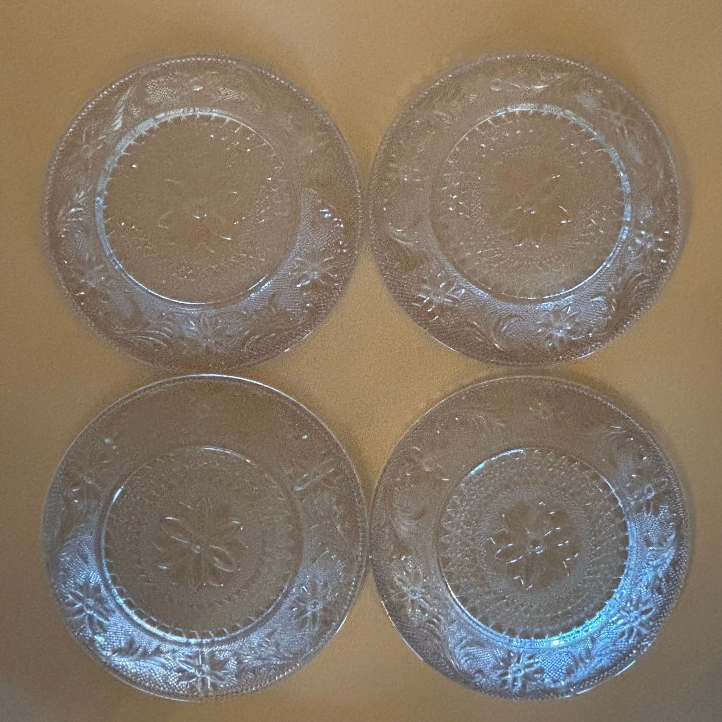 Vintage Set-4 Anchor Hocking Sandwich Glass Luncheon Plates - 8"