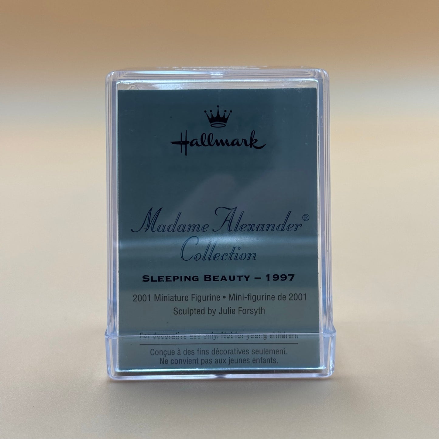 Hallmark Madame Alexander Sleeping Beauty Miniature Figurine  1997 2001 Release