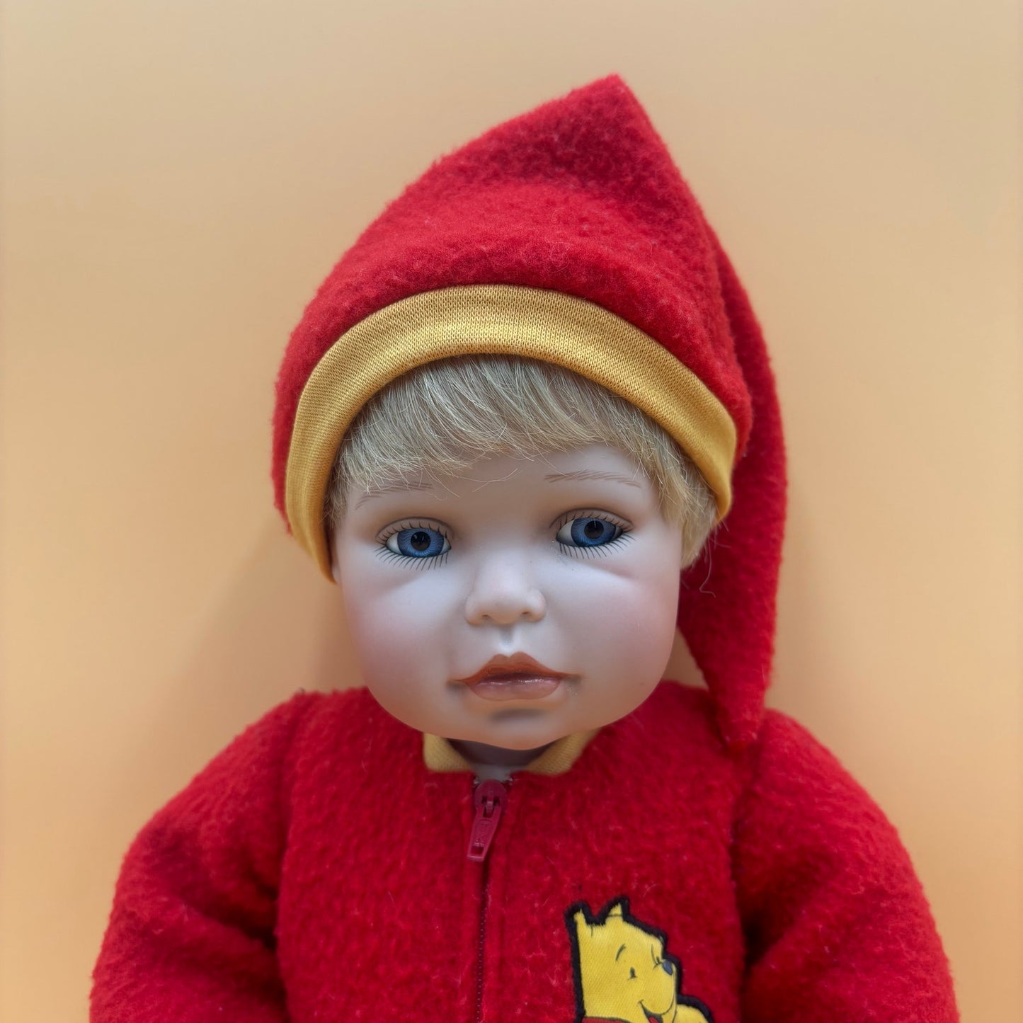 Ashton Drake Galleries "It's Time for Bed Pooh" Porcelain Doll #7582FF