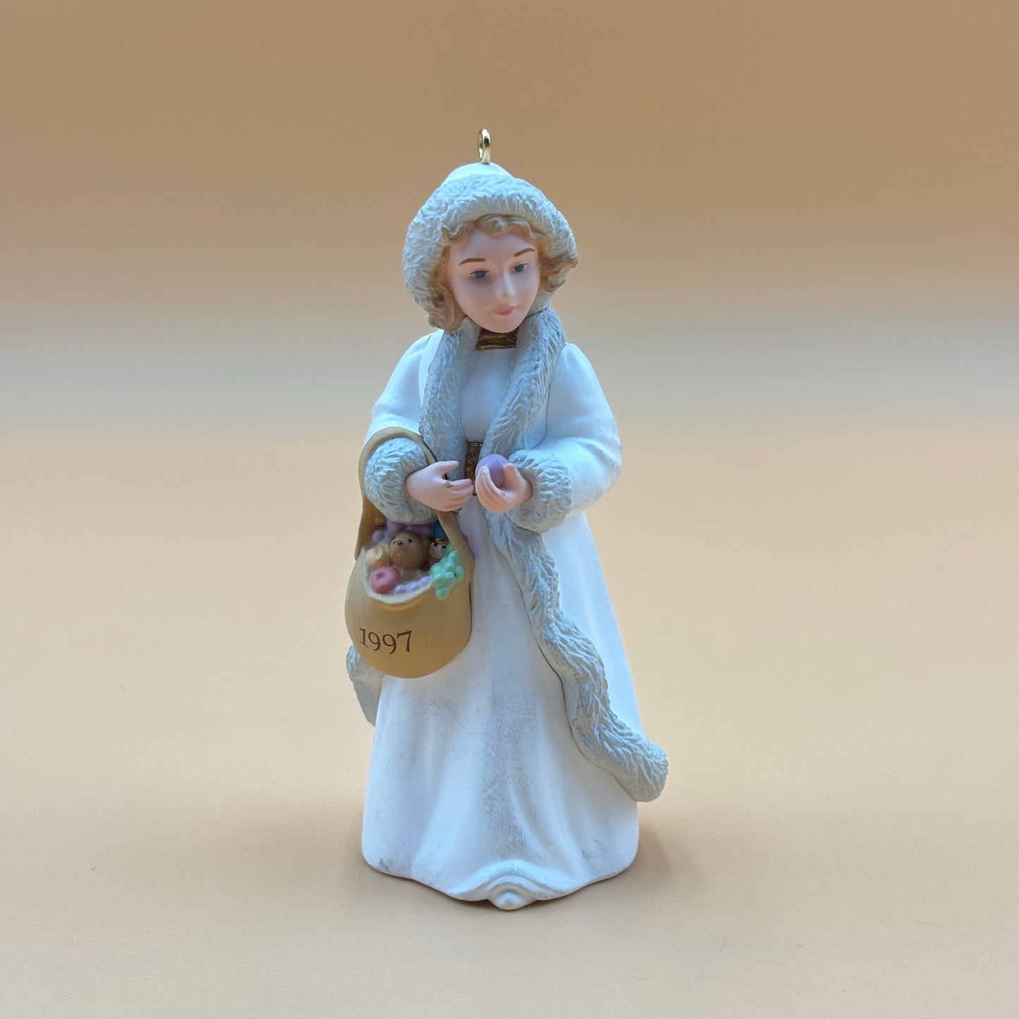 1997 Hallmark Keepsake “Kolyada” Ornament – Christmas Visitors Series