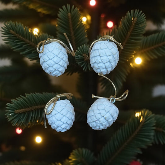 Aromatique Smell of the Tree Refresher Oil & Ornament Set