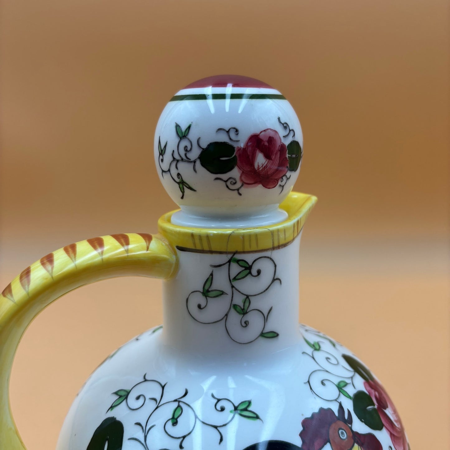 UCAGCO Early Provincial Rooster Carafe & Lid