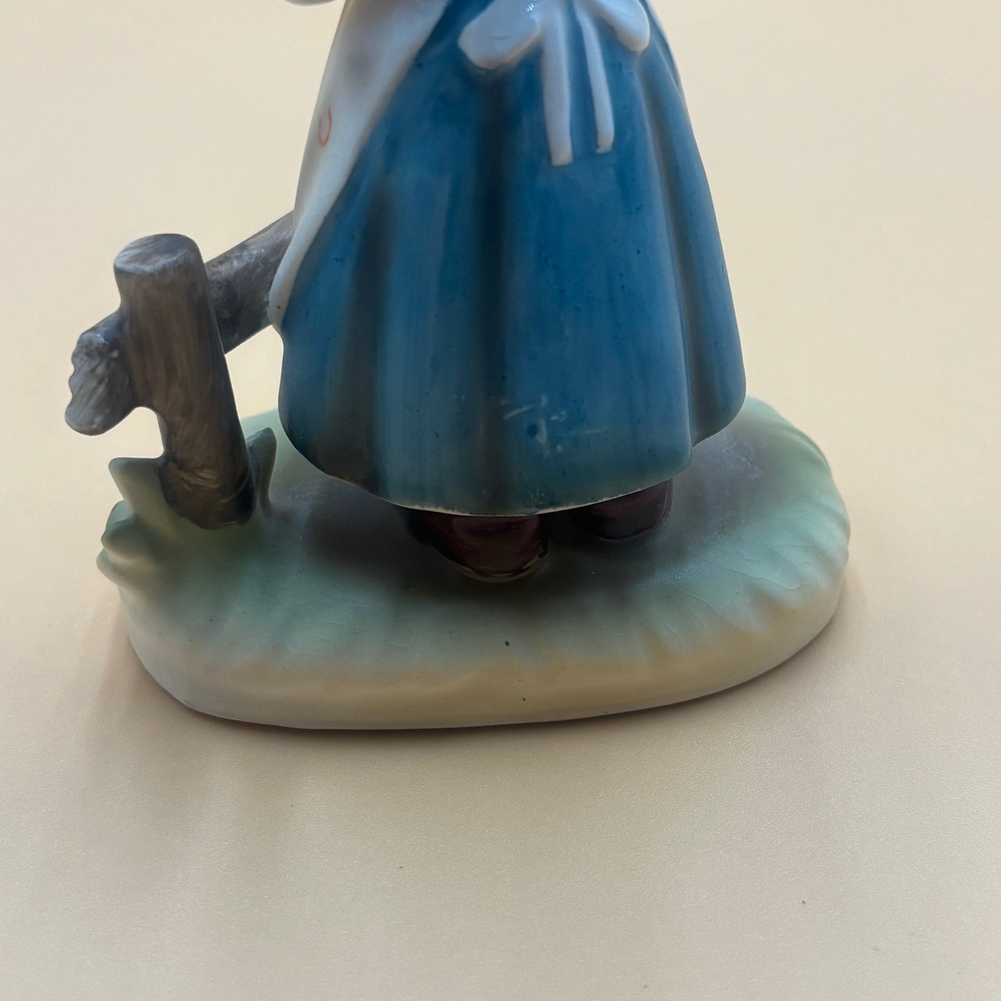 Vintage Erich Stauffer Figurine - Little Girl with Carrots #44/169 Japan