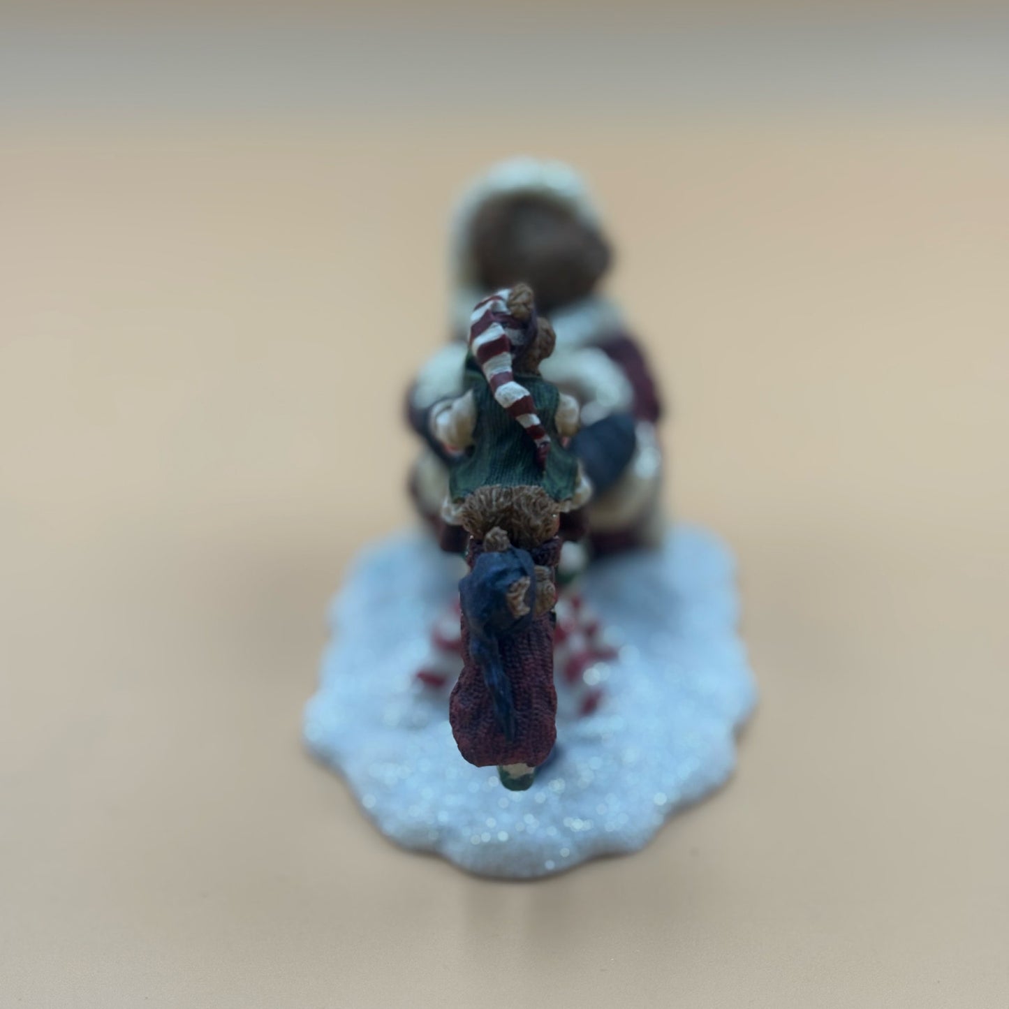 Boyds Bears & Friends “Santa Bear with Jingle, Jangle, and Joe” Figurine (2004