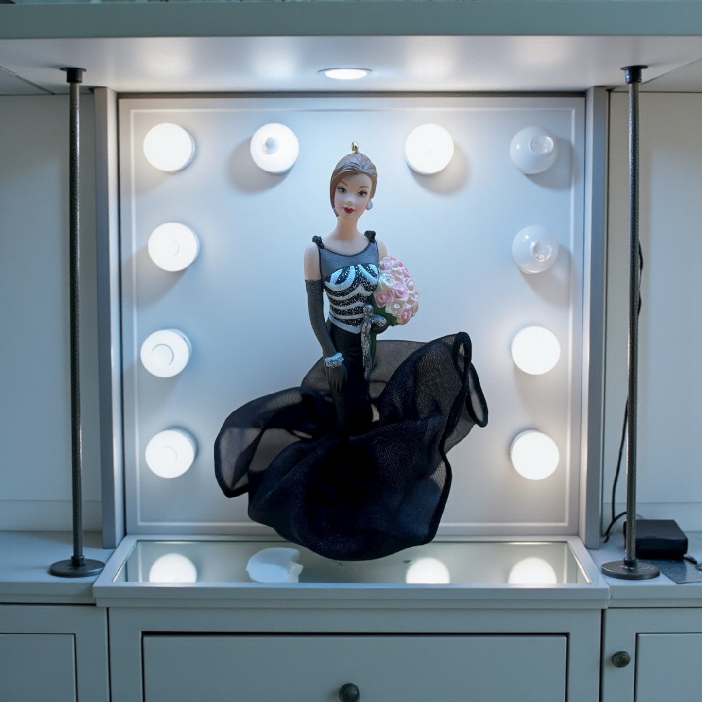 Hallmark Barbie “40 Years of Fashion” Ornament – 1999 Edition