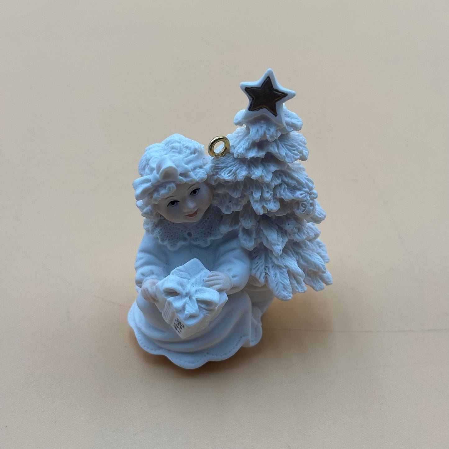 Giuseppe Armani Girl with Christmas Tree 1998 Eve Ornament - Made in Italy