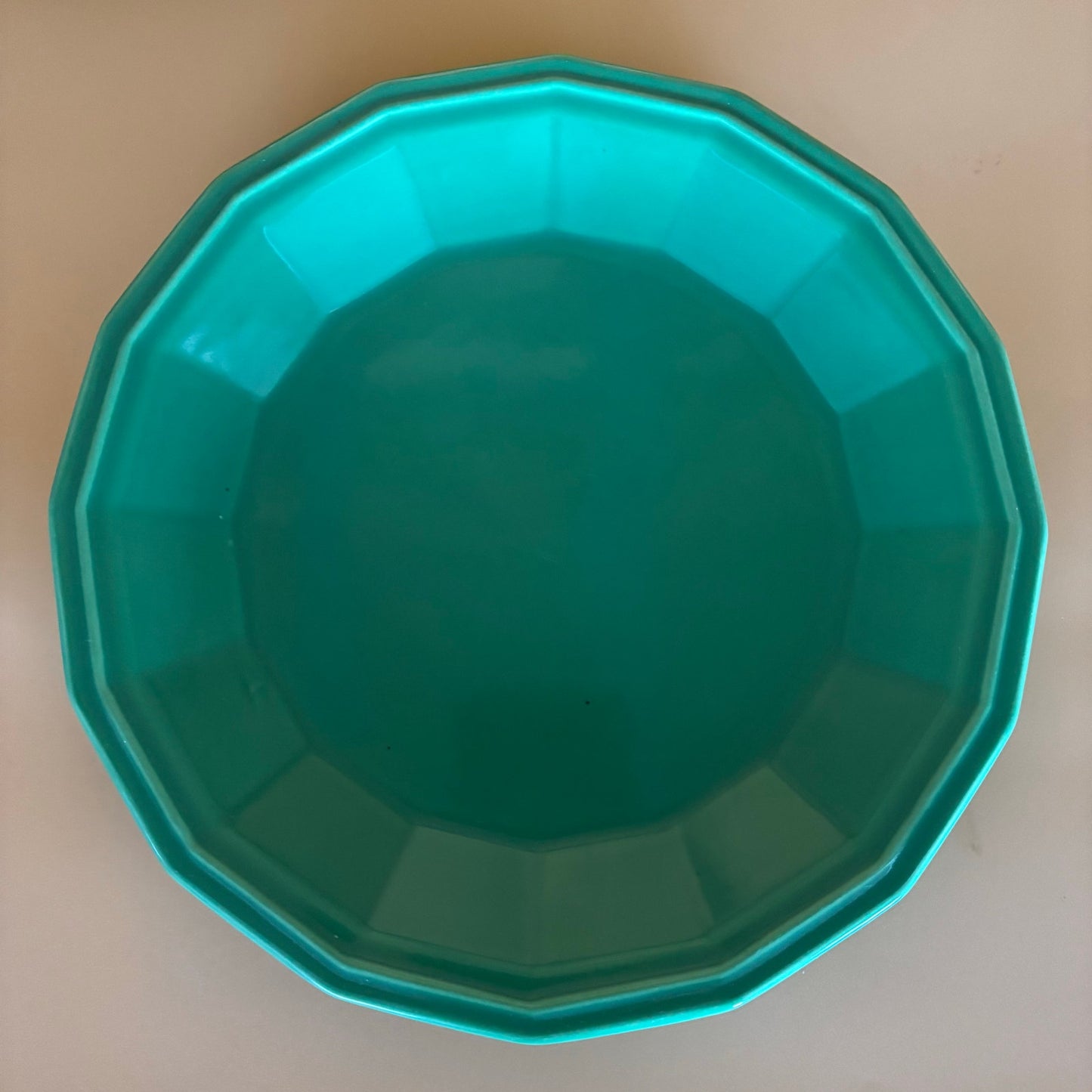 Set of 4 Vintage Homer Laughlin Dinner Plates - 10" Plates