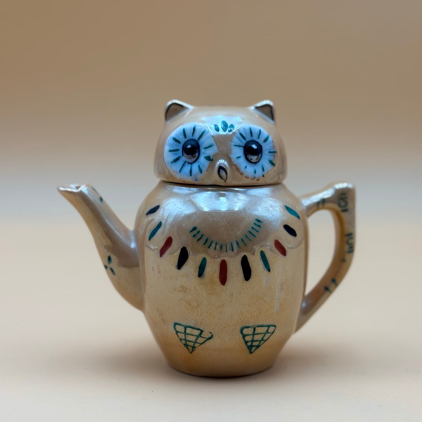 Hand Painted Shiny Vintage Ceramic Owl Teapot – Pier 1 Imports Collectible