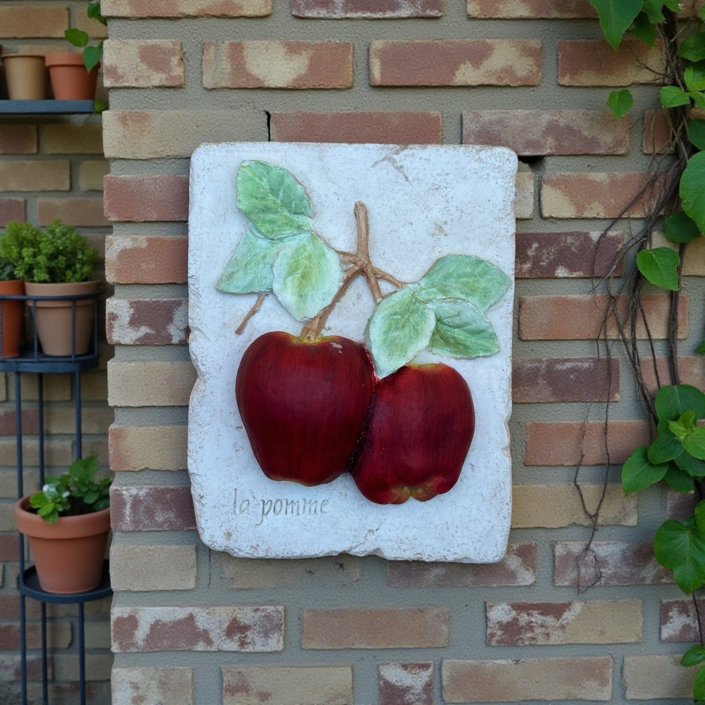 1997 La Pomme Apple Wall Plaque by House Parts Inc – Hand Painted 3D Fruit Decor