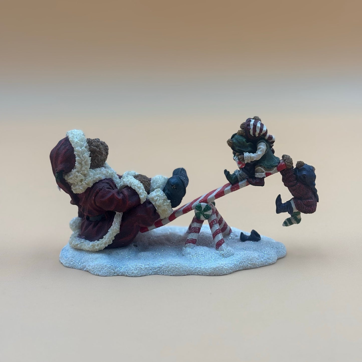 Boyds Bears & Friends “Santa Bear with Jingle, Jangle, and Joe” Figurine (2004