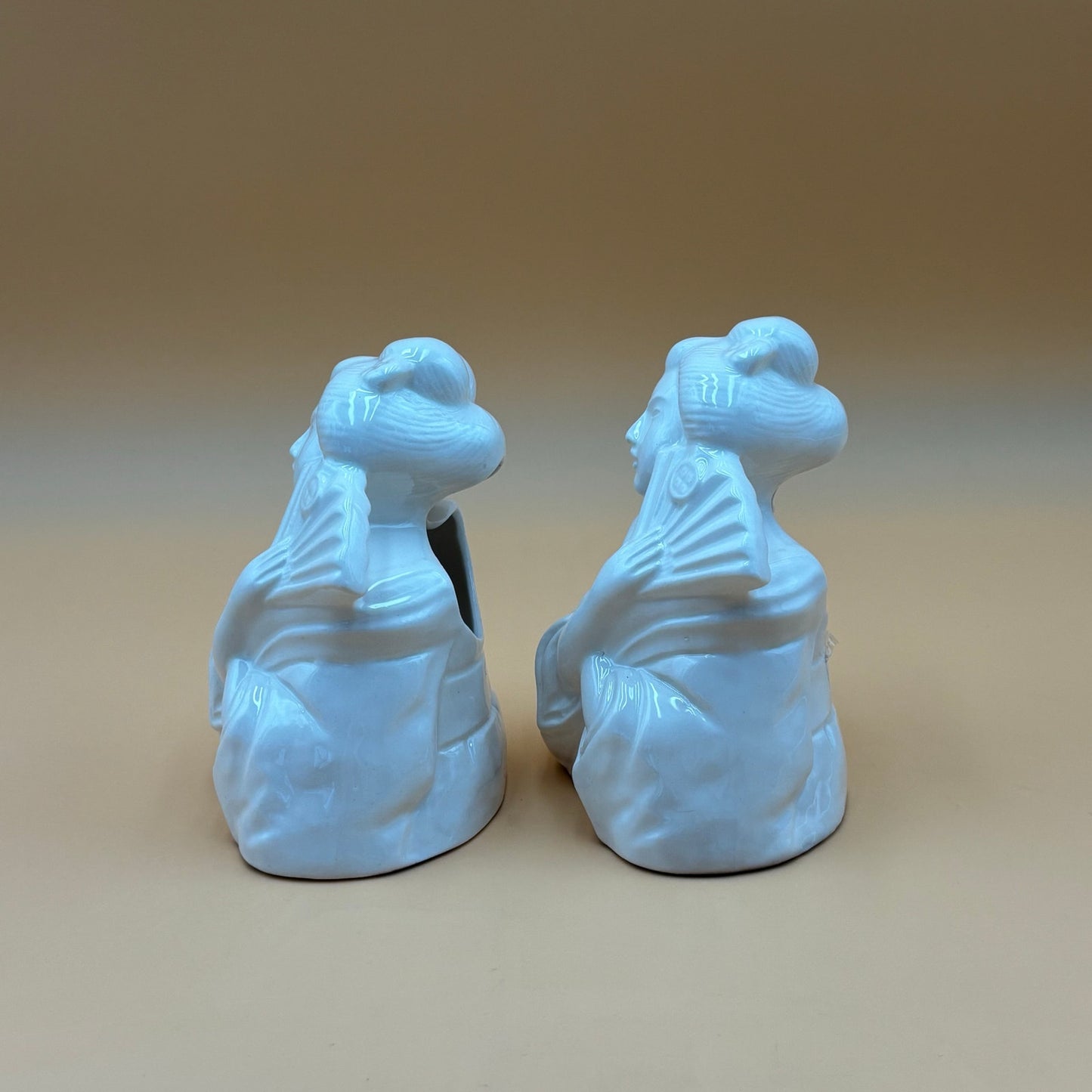 Vintage Orchids of Hawaii R-22 Geisha Ceramic Mugs – Pair – Made in Taiwan