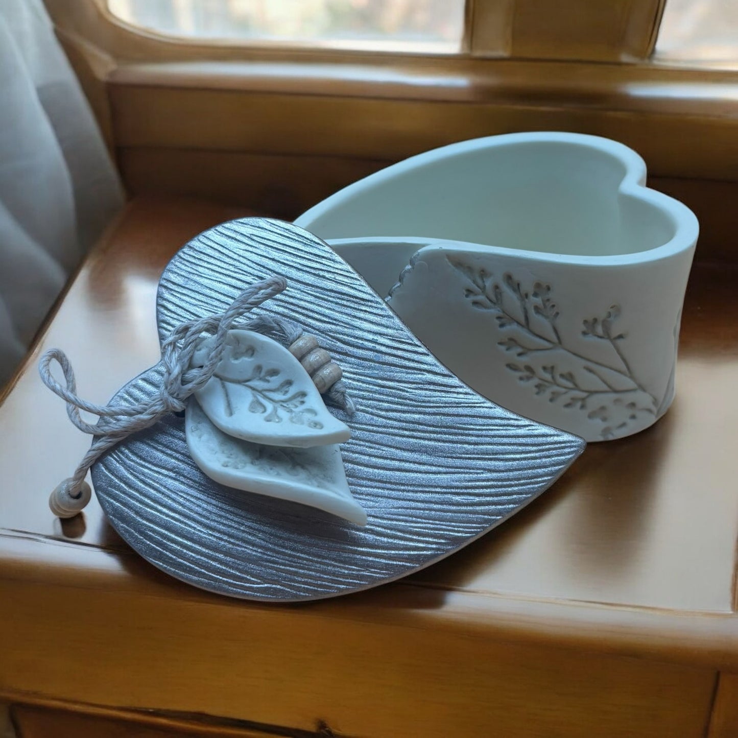 Nature’s Poetry Heart-Shaped Ceramic Trinket Box (2010 Enesco)