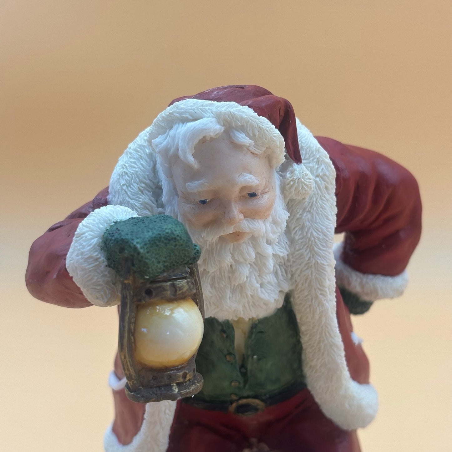 The Legend of Santa Claus Figurine – United Design 1997