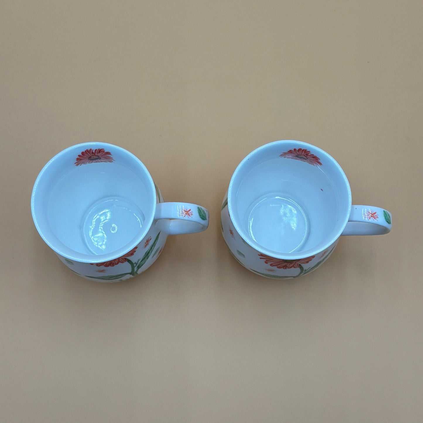 Set of 2 Fine Bone China Floral Mugs - Orange Gerbera Daisy