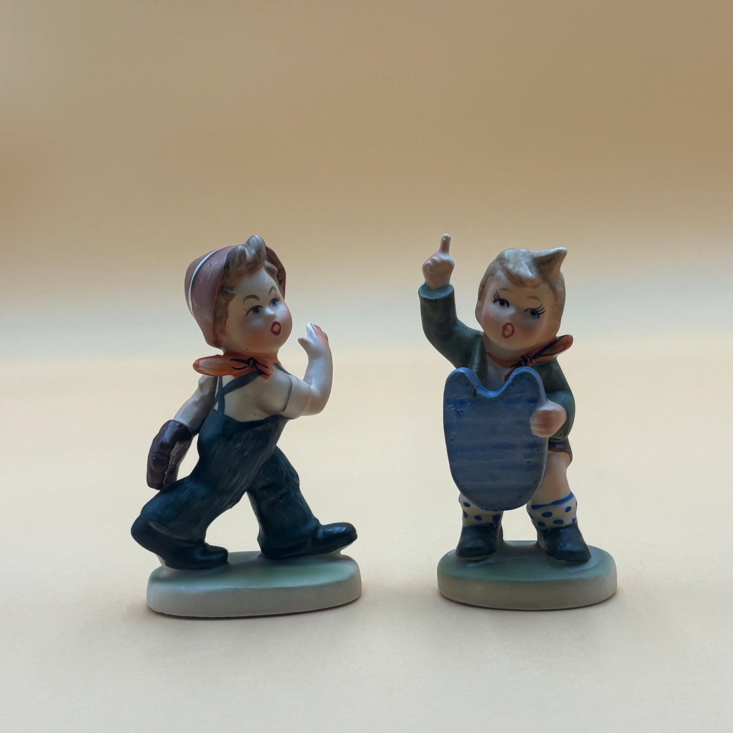 Vintage Royal Crown Ball Player Figurine #3408