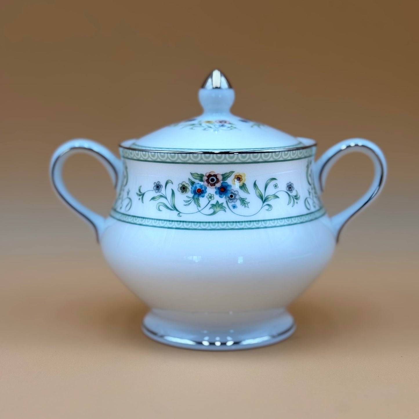 Wedgwood Agincourt bone china covered sugar bowl
