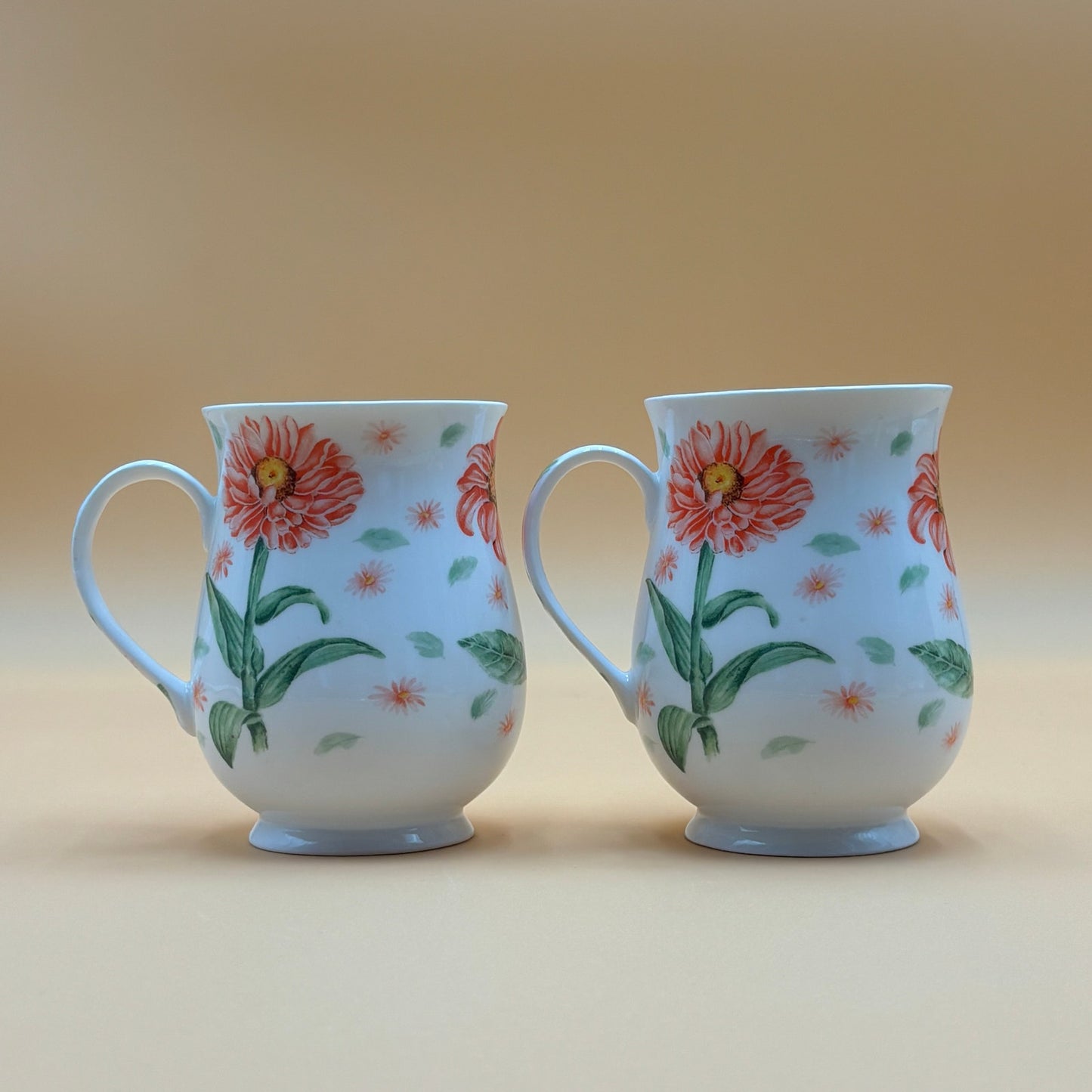 Set of 2 Fine Bone China Floral Mugs - Orange Gerbera Daisy