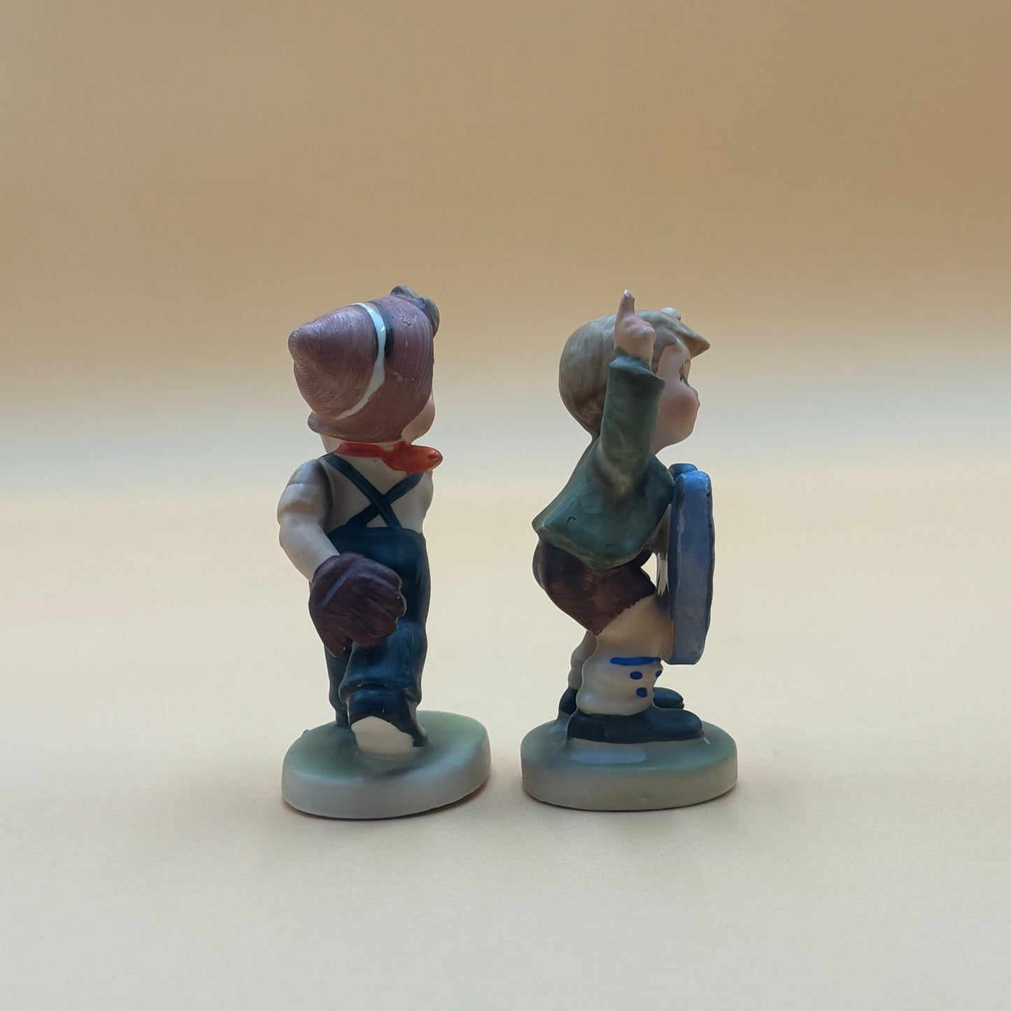 Vintage Royal Crown Ball Player Figurine #3408