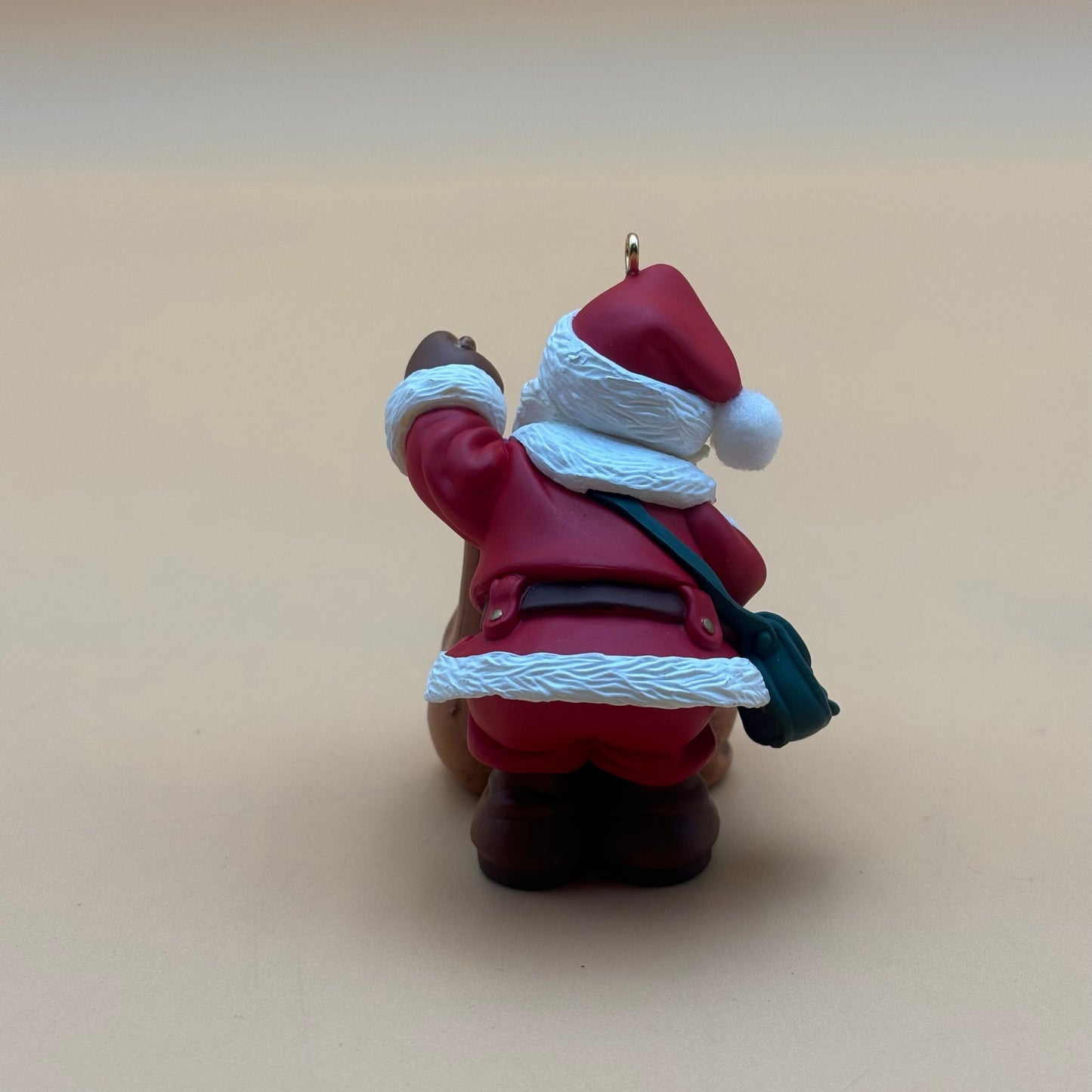 1996 Hallmark Keepsake Ornament Santa’s Magic Sack with Box Clips to Light