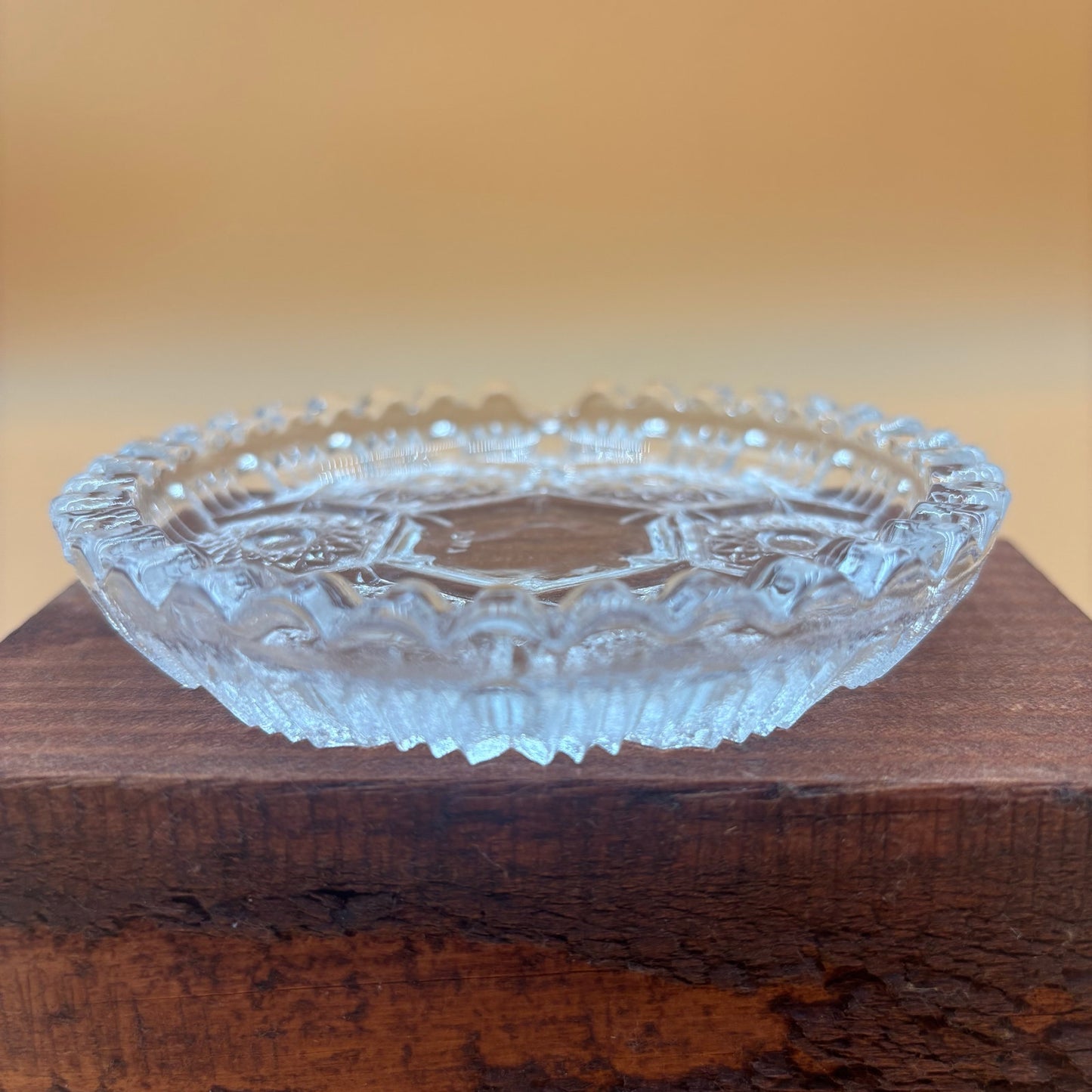 Vintage Pressed Glass Trinket Dish - Set of 4 - Starburst Hexagon Pattern