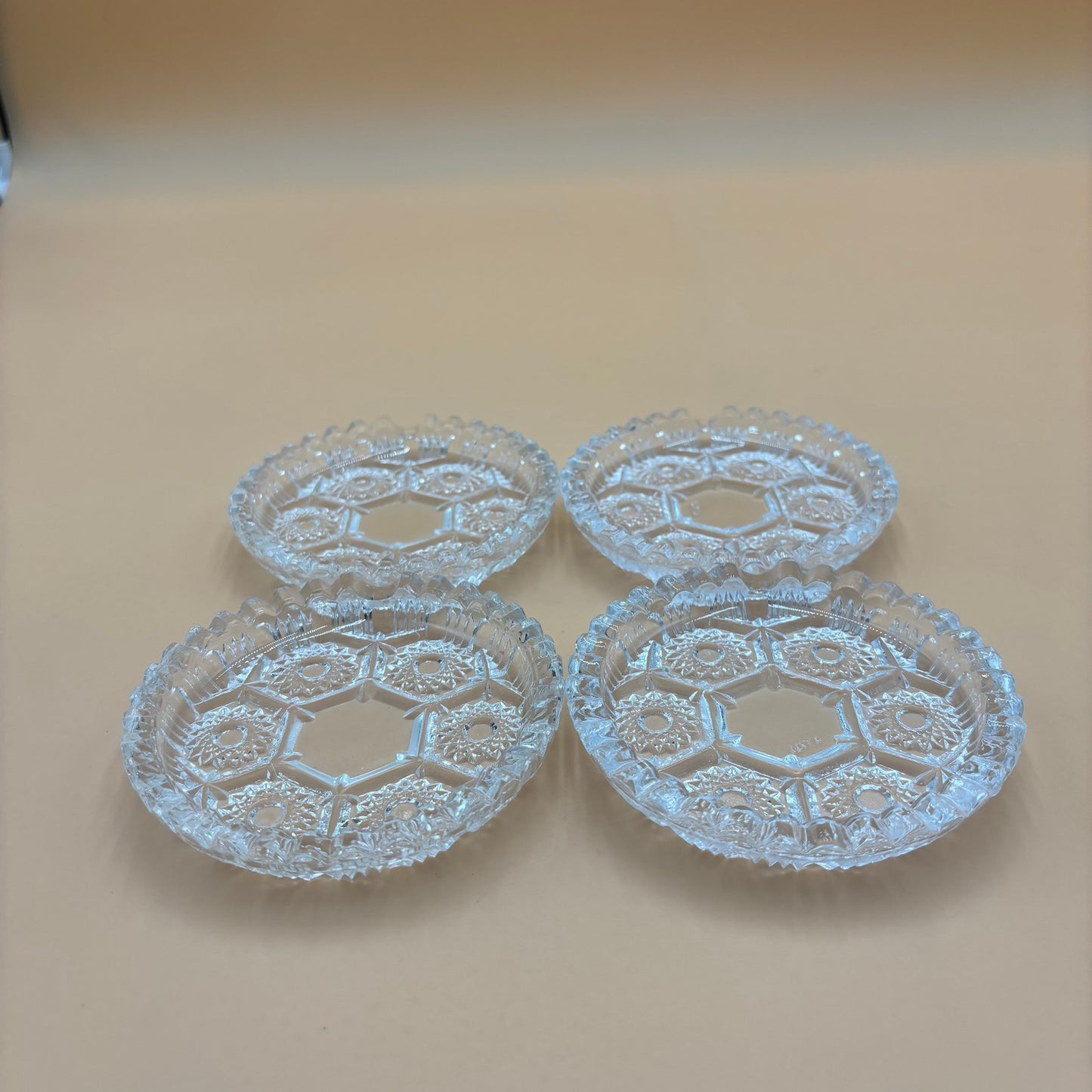 Vintage Pressed Glass Trinket Dish - Set of 4 - Starburst Hexagon Pattern