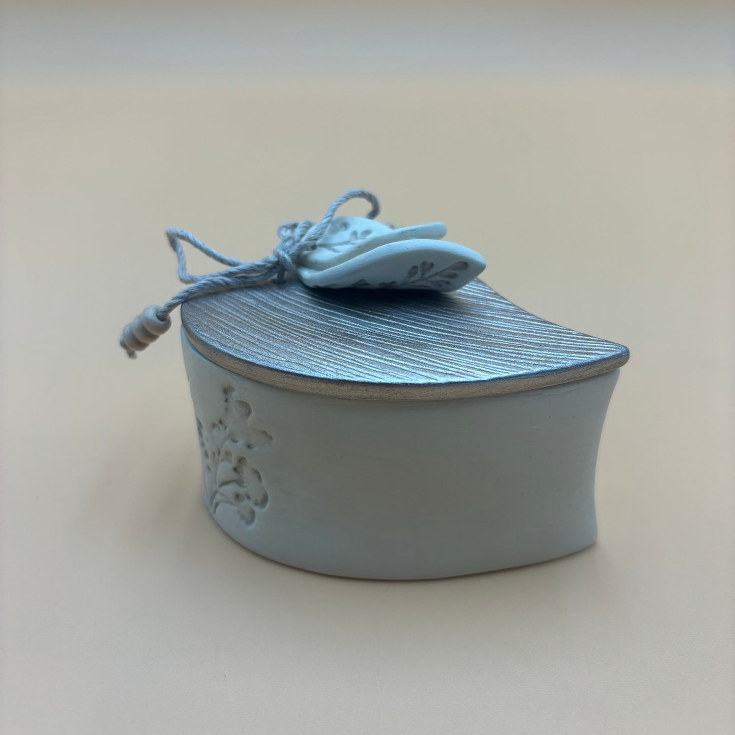 Nature’s Poetry Heart-Shaped Ceramic Trinket Box (2010 Enesco)