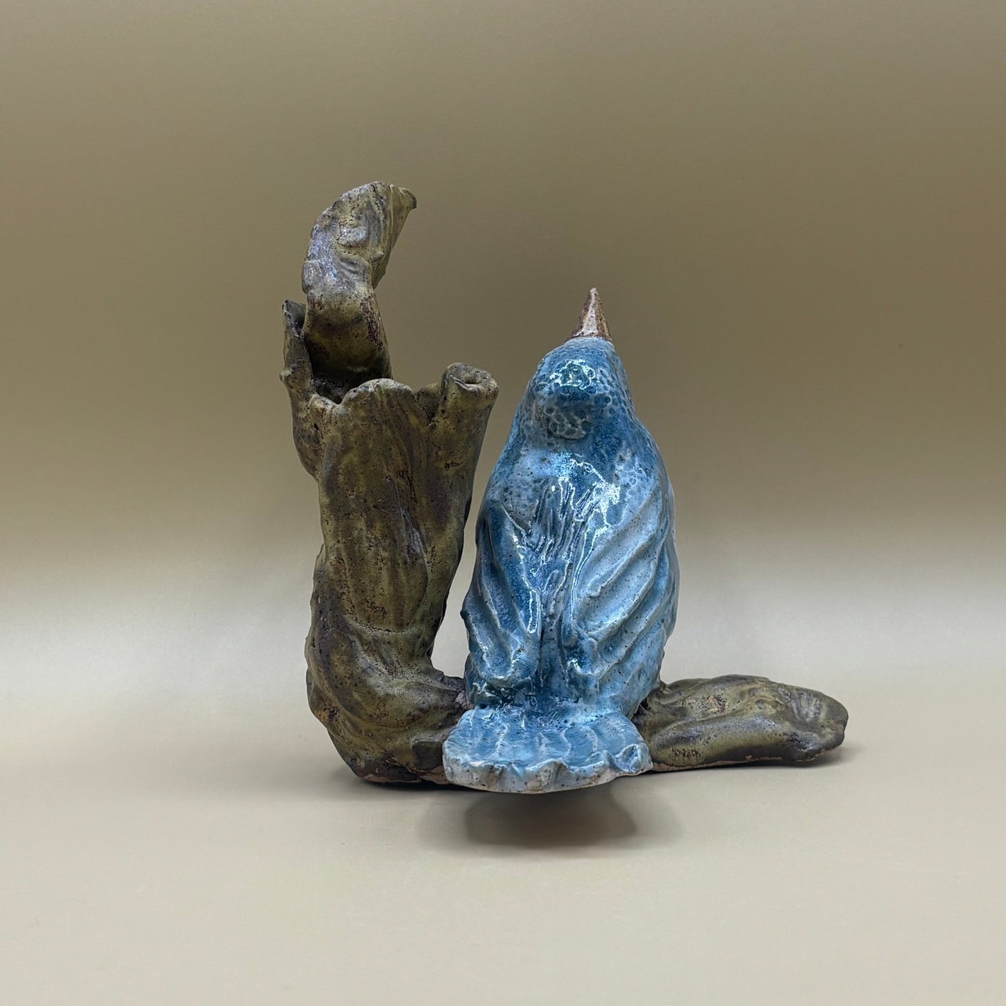 VTG Ceramic Blue Bird Sculpture On Drift Wood