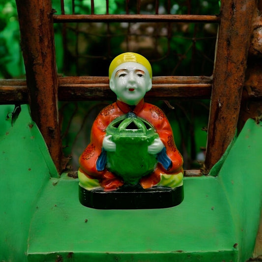 VTG Chinese Porcelain Incense Holder - Colorful Man with Green Basket - 3.25" Tall