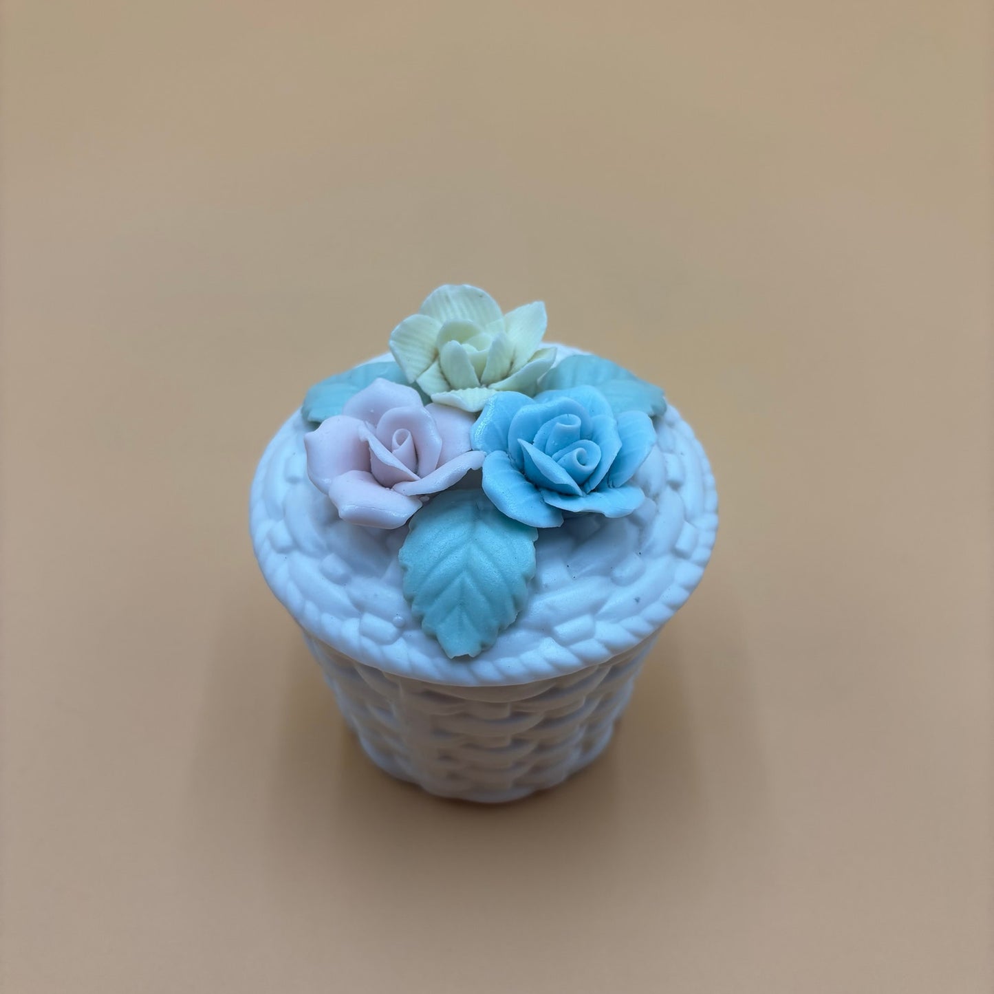 Porcelain Basket with Pastel Floral Lid – White Lattice Design