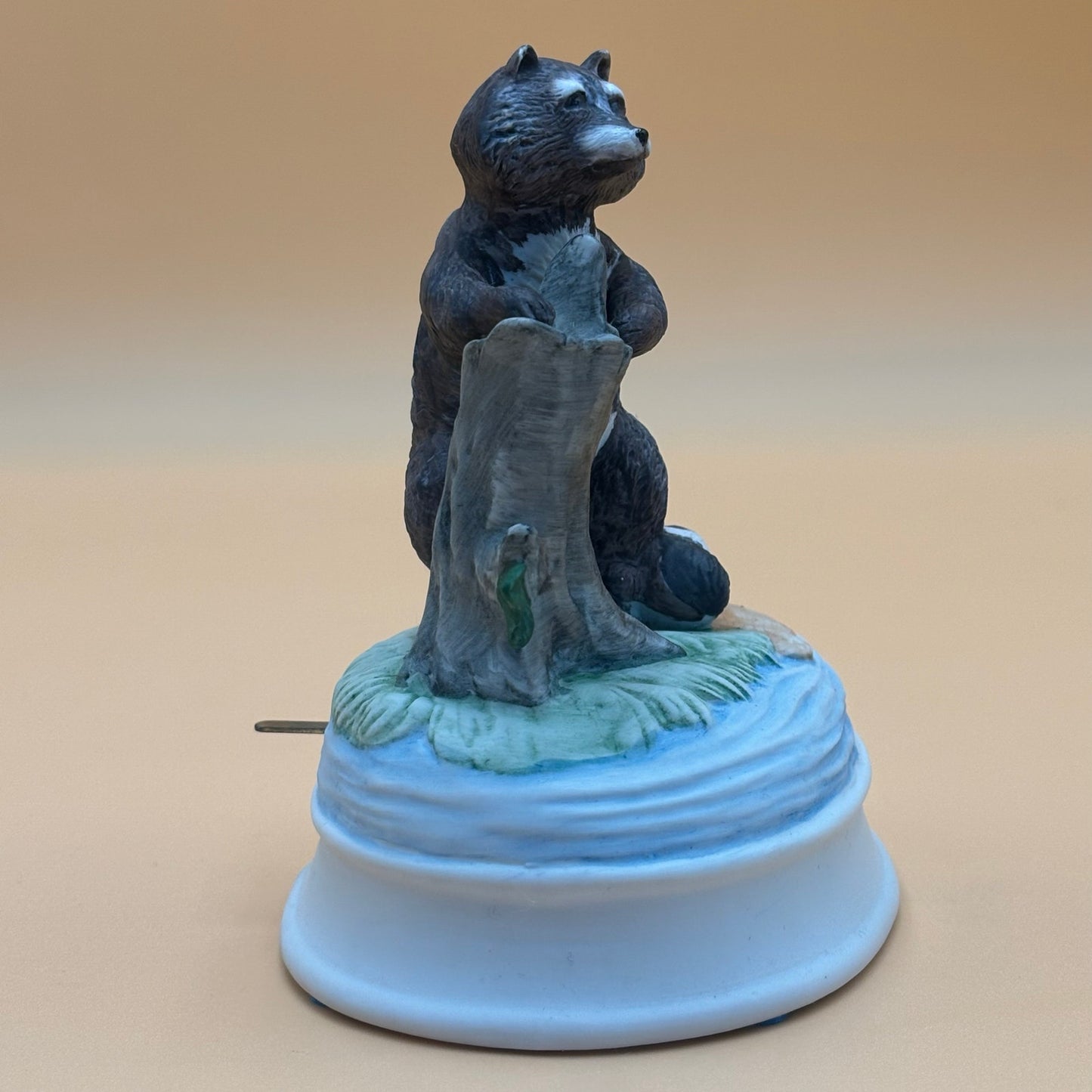 Vintage Gorham Raccoon Music Box - "Oh What A Beautiful Morning"