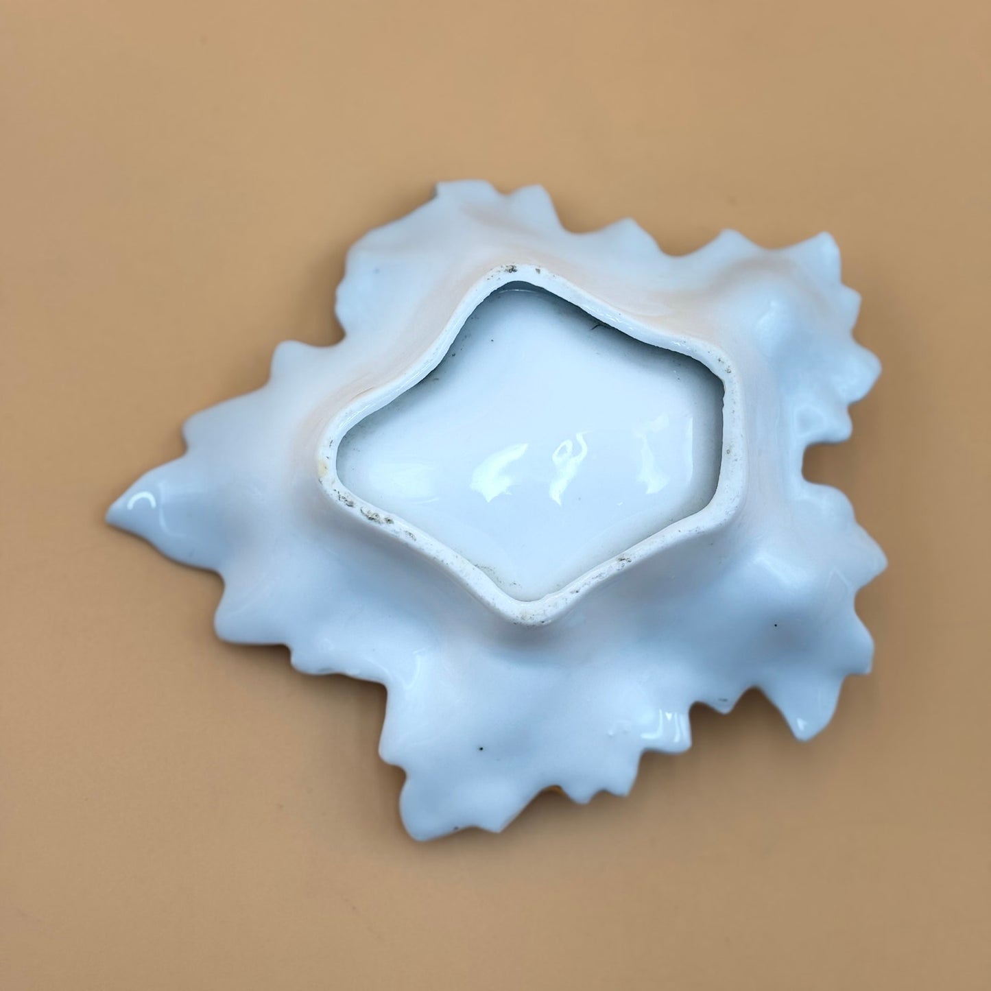 Vintage Dominion of Canada Ruffled Leaf Dish – Gray and Gold Accent Handle