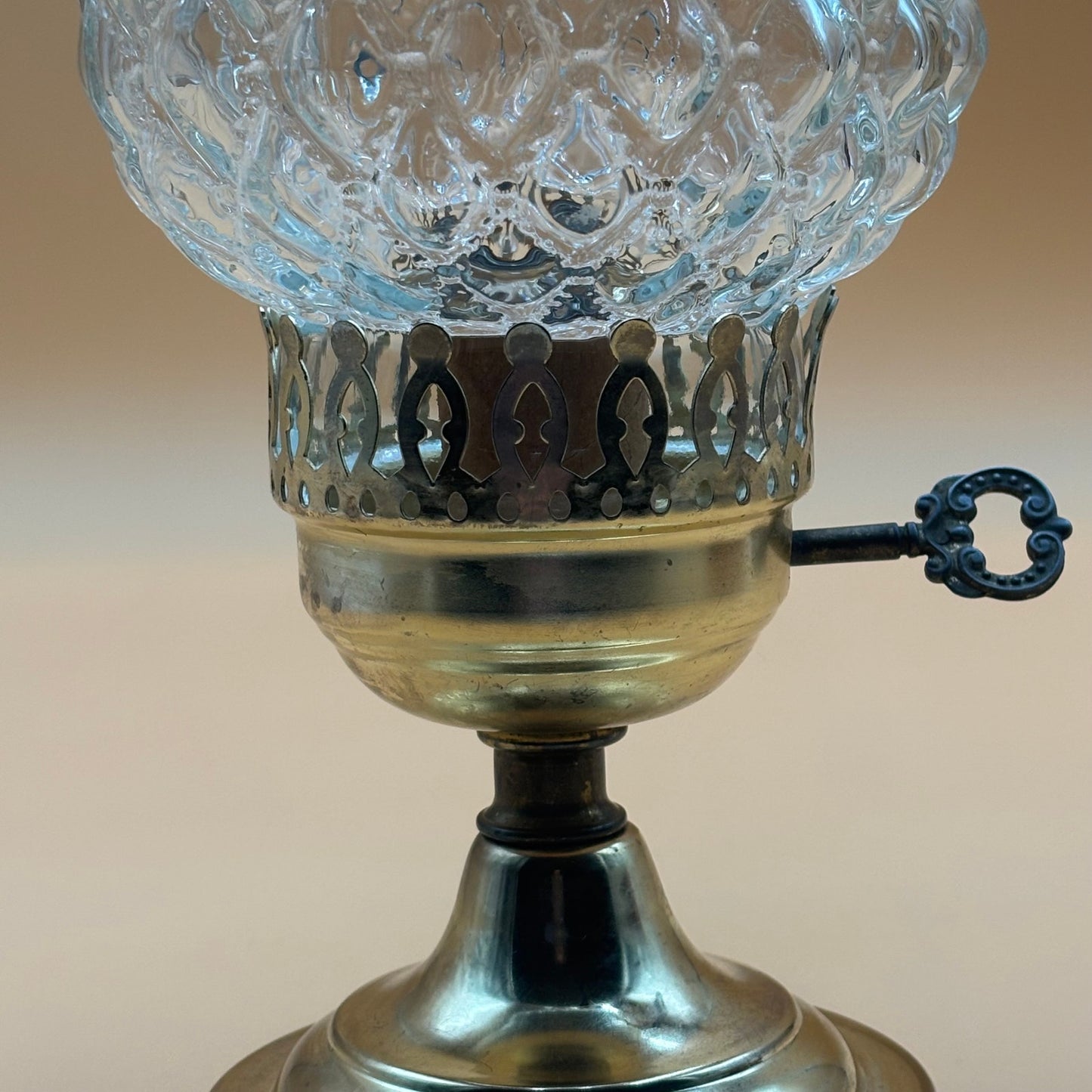 Vintage Electric Hurricane Lamp - For Parts/Repair