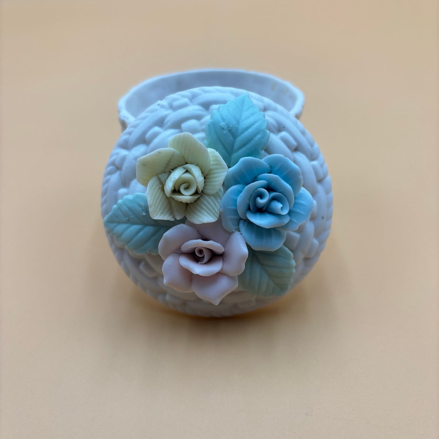 Porcelain Basket with Pastel Floral Lid – White Lattice Design