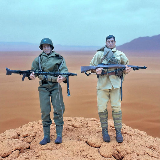 21st Century Toys Ultimate Soldiers WWII Figures with Machine Gun, Rifle & Extra Uniform